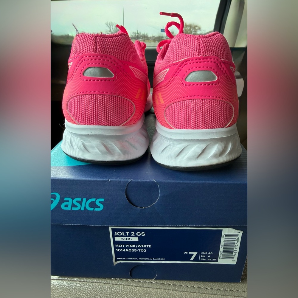 Brand New! ASICS Big Kids/Women's Hot Pink Sneakers-Size 7 Kids/8 Women’s - Picture 4 of 12